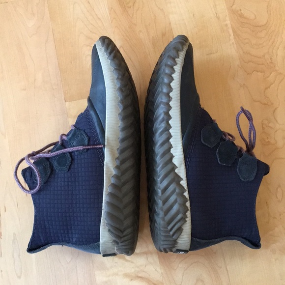 SOREL | Out N About Waterproof Boots - Picture 9 of 12